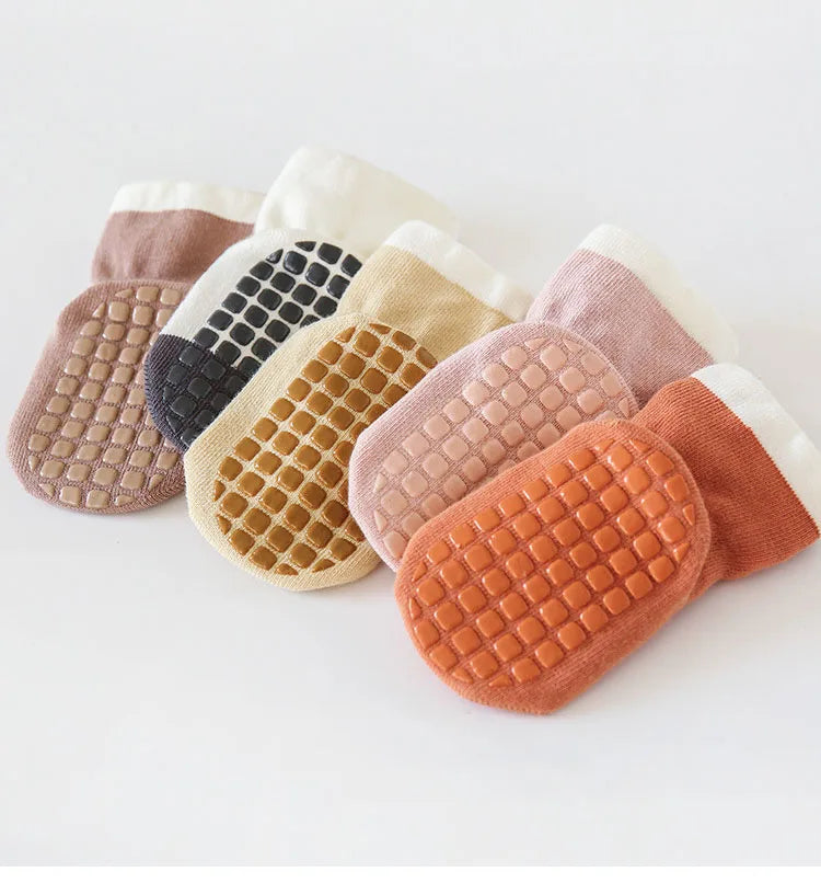 5 Pairs Non-Slip Playground Socks-M size